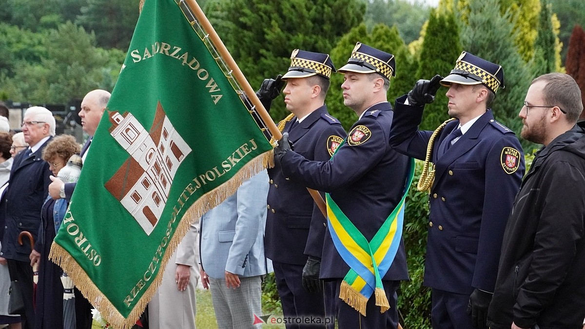 Miejskie obchody Dnia Pamięci o Polakach – Ofiarach Ludobójstwa dokonanego przez OUN i UPA [11.07.2025] - zdjęcie #76 - eOstroleka.pl