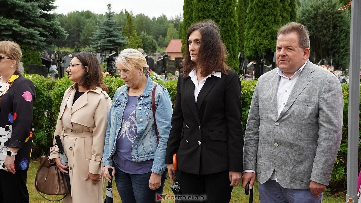 Miejskie obchody Dnia Pamięci o Polakach – Ofiarach Ludobójstwa dokonanego przez OUN i UPA [11.07.2025] - zdjęcie #71 - eOstroleka.pl