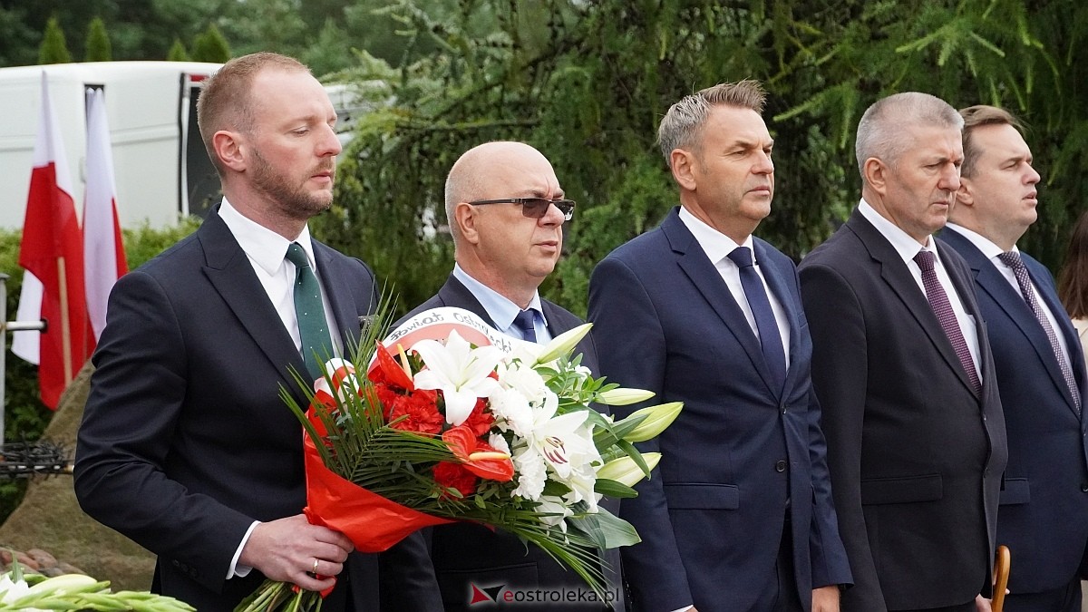 Miejskie obchody Dnia Pamięci o Polakach – Ofiarach Ludobójstwa dokonanego przez OUN i UPA [11.07.2025] - zdjęcie #64 - eOstroleka.pl