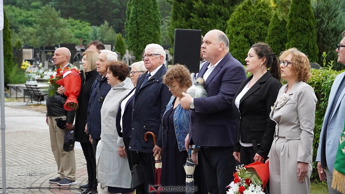 Miejskie obchody Dnia Pamięci o Polakach – Ofiarach Ludobójstwa dokonanego przez OUN i UPA [11.07.2025] - zdjęcie #54 - eOstroleka.pl