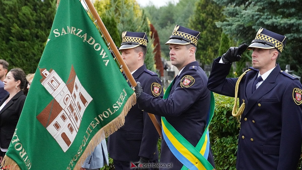 Miejskie obchody Dnia Pamięci o Polakach – Ofiarach Ludobójstwa dokonanego przez OUN i UPA [11.07.2025] - zdjęcie #52 - eOstroleka.pl