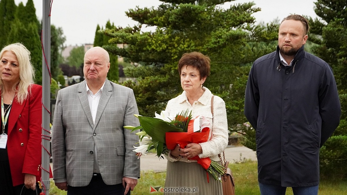 Miejskie obchody Dnia Pamięci o Polakach – Ofiarach Ludobójstwa dokonanego przez OUN i UPA [11.07.2025] - zdjęcie #22 - eOstroleka.pl