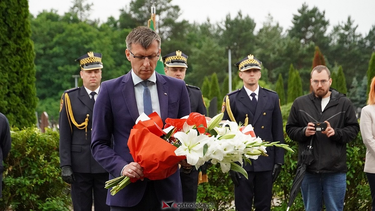 Miejskie obchody Dnia Pamięci o Polakach – Ofiarach Ludobójstwa dokonanego przez OUN i UPA [11.07.2025] - zdjęcie #19 - eOstroleka.pl
