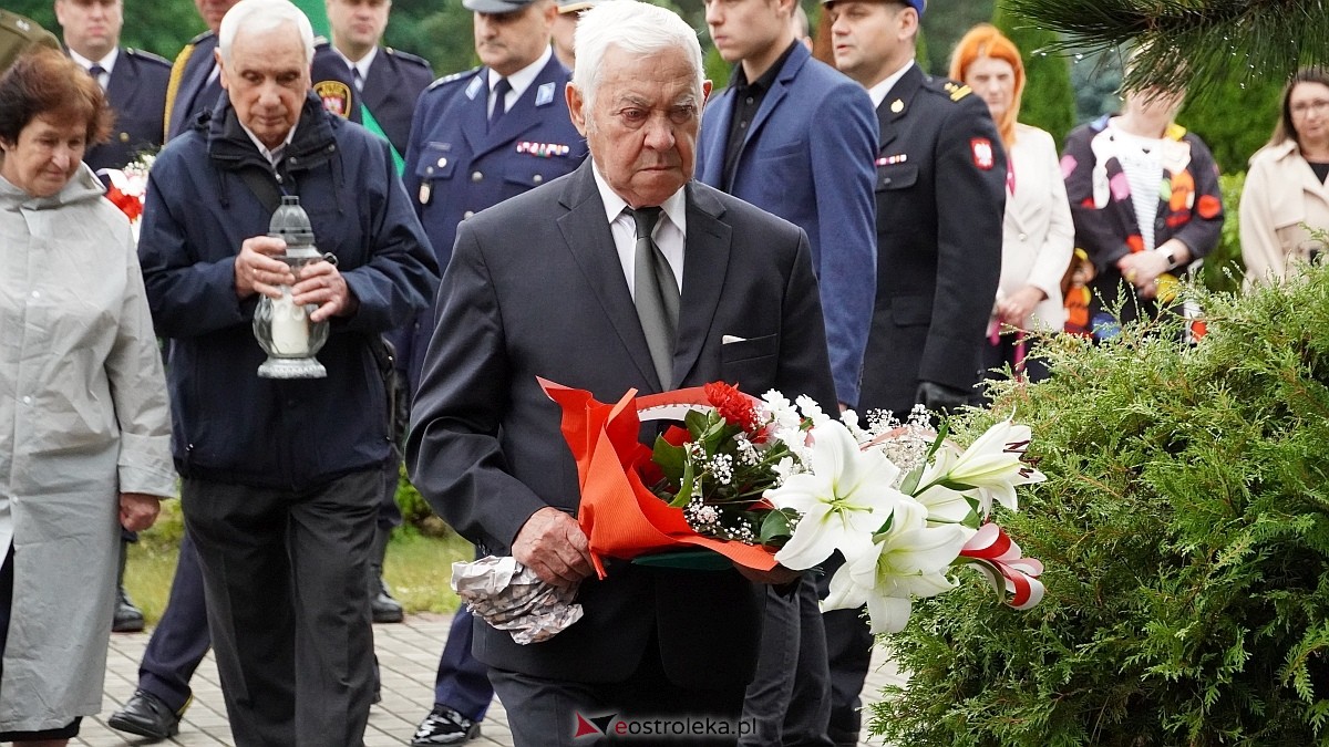Miejskie obchody Dnia Pamięci o Polakach – Ofiarach Ludobójstwa dokonanego przez OUN i UPA [11.07.2025] - zdjęcie #57 - eOstroleka.pl