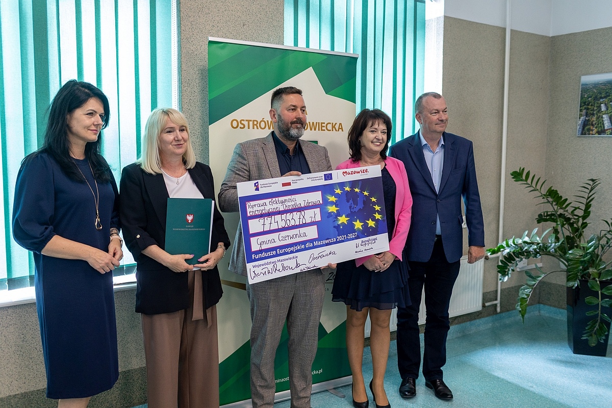 Podpisanie umów FEM dla regionu ostrołęckiego [10.07.2025] - zdjęcie #3 - eOstroleka.pl