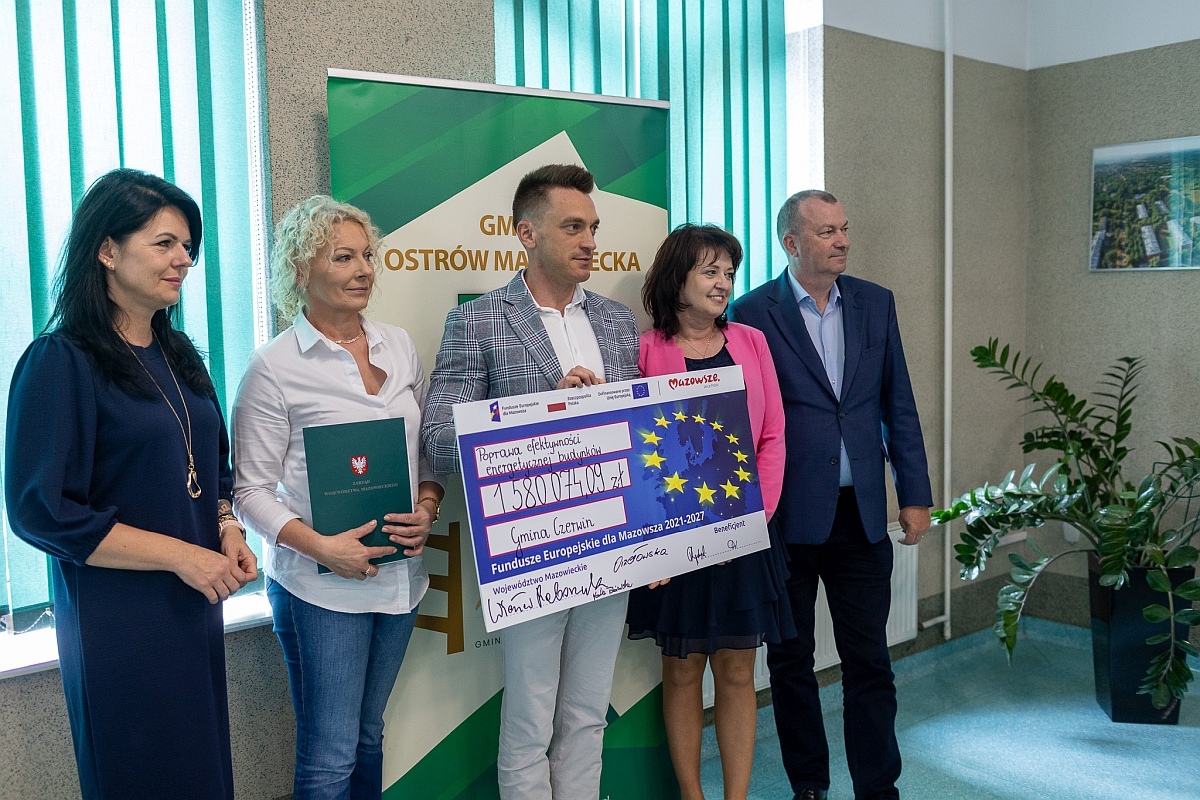 Podpisanie umów FEM dla regionu ostrołęckiego [10.07.2025] - zdjęcie #2 - eOstroleka.pl