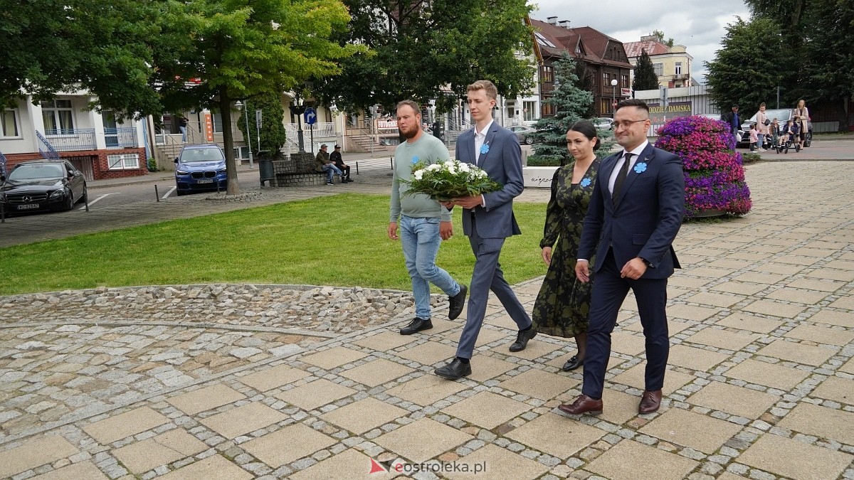 Obchody upamiętniające ofiary rzezi wołyńskiej [12.07.2025] - zdjęcie #28 - eOstroleka.pl