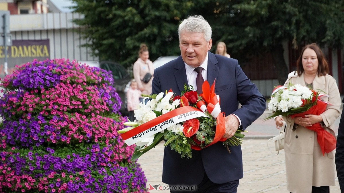 Obchody upamiętniające ofiary rzezi wołyńskiej [12.07.2025] - zdjęcie #23 - eOstroleka.pl