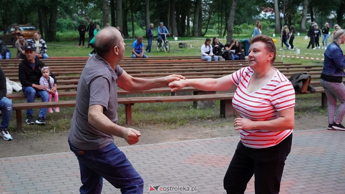 Zabawa pod gwiazdami w Święto Folkloru Kurpiowskiego [12.07.2025] - zdjęcie #86 - eOstroleka.pl