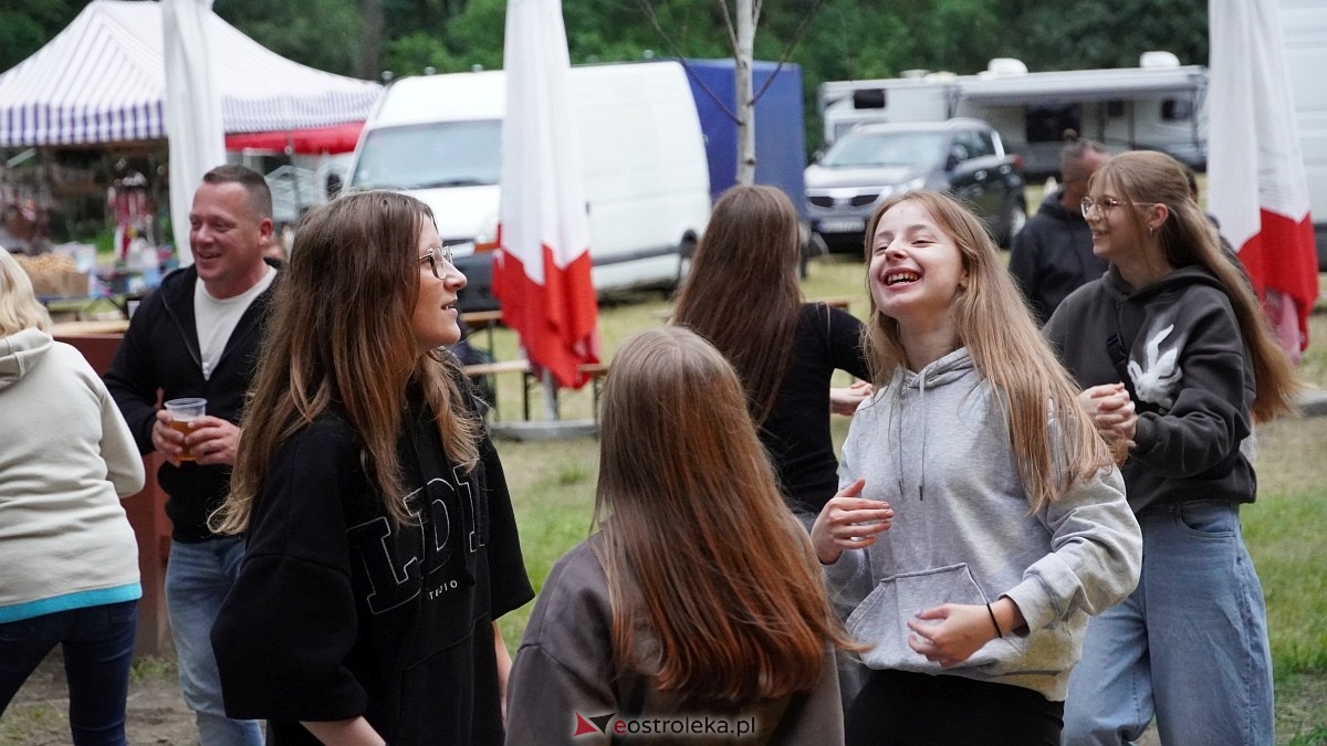 Zabawa pod gwiazdami w Święto Folkloru Kurpiowskiego [12.07.2025] - zdjęcie #68 - eOstroleka.pl