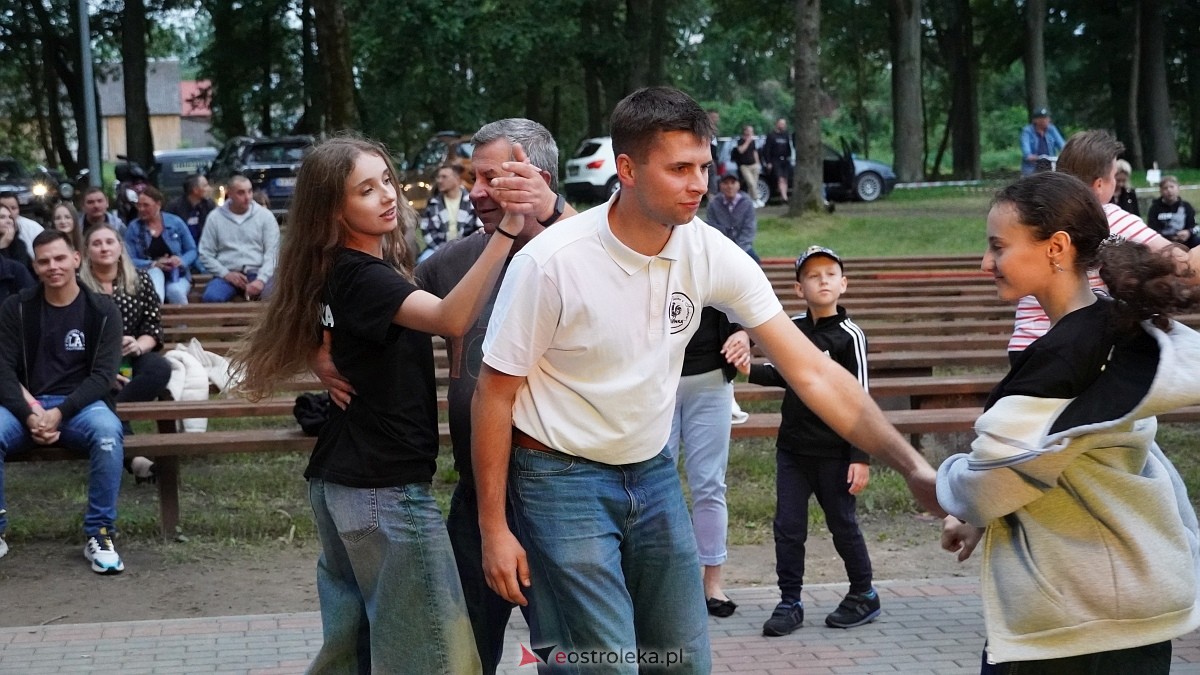 Zabawa pod gwiazdami w Święto Folkloru Kurpiowskiego [12.07.2025] - zdjęcie #62 - eOstroleka.pl