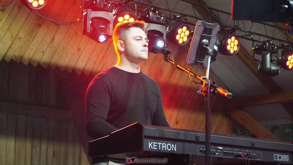 Zabawa pod gwiazdami w Święto Folkloru Kurpiowskiego [12.07.2025] - zdjęcie #56 - eOstroleka.pl