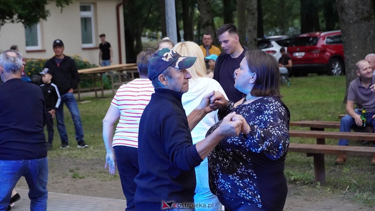 Zabawa pod gwiazdami w Święto Folkloru Kurpiowskiego [12.07.2025] - zdjęcie #53 - eOstroleka.pl