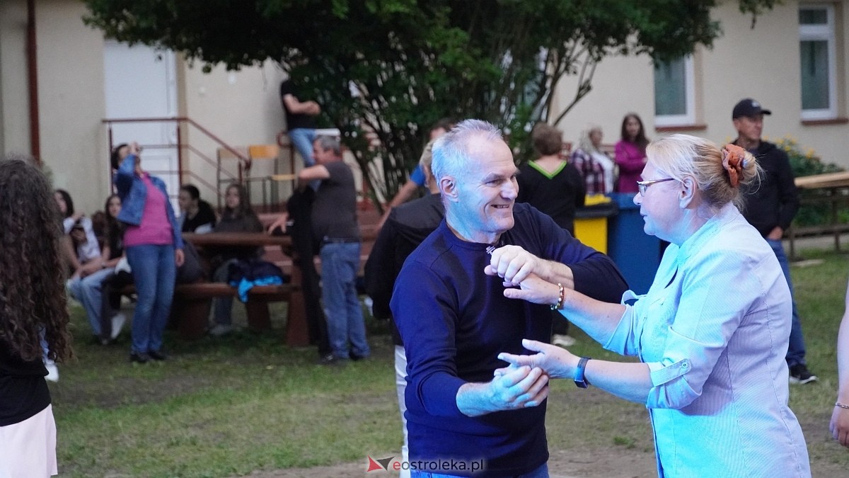 Zabawa pod gwiazdami w Święto Folkloru Kurpiowskiego [12.07.2025] - zdjęcie #52 - eOstroleka.pl