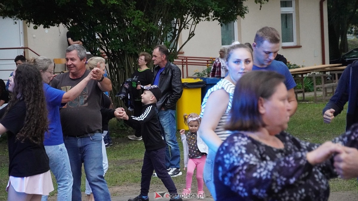 Zabawa pod gwiazdami w Święto Folkloru Kurpiowskiego [12.07.2025] - zdjęcie #46 - eOstroleka.pl