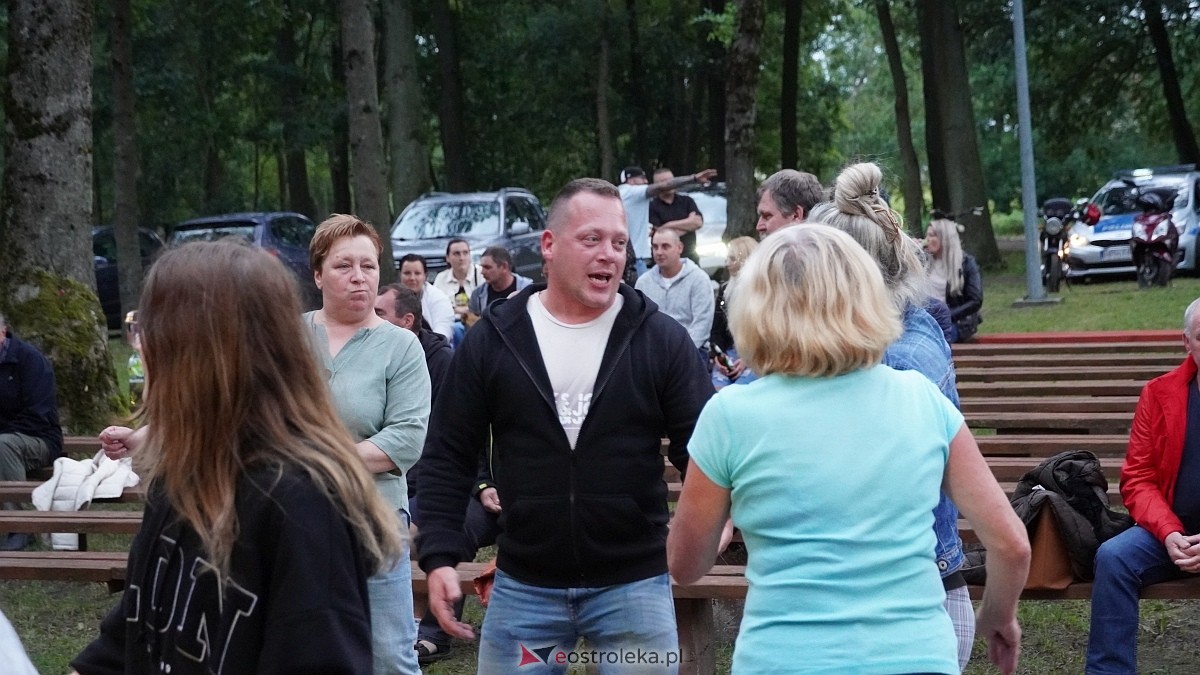 Zabawa pod gwiazdami w Święto Folkloru Kurpiowskiego [12.07.2025] - zdjęcie #36 - eOstroleka.pl