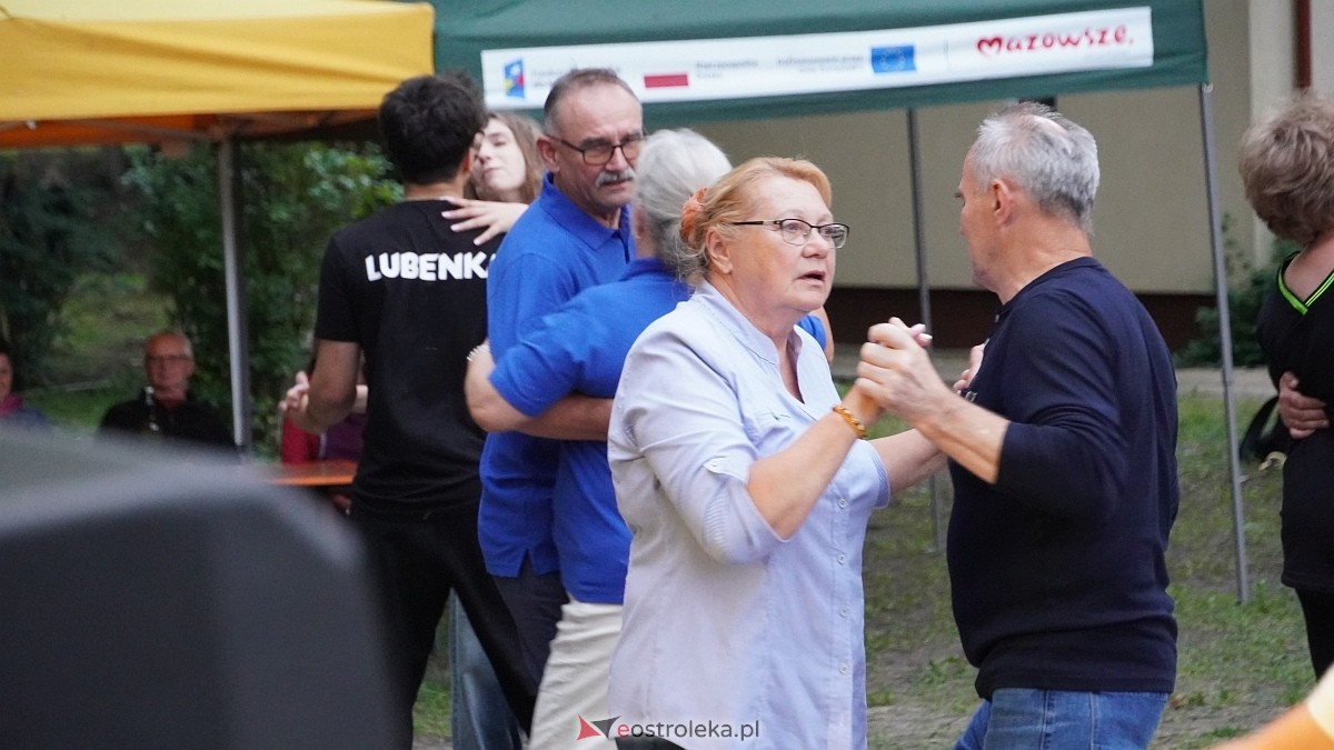 Zabawa pod gwiazdami w Święto Folkloru Kurpiowskiego [12.07.2025] - zdjęcie #35 - eOstroleka.pl