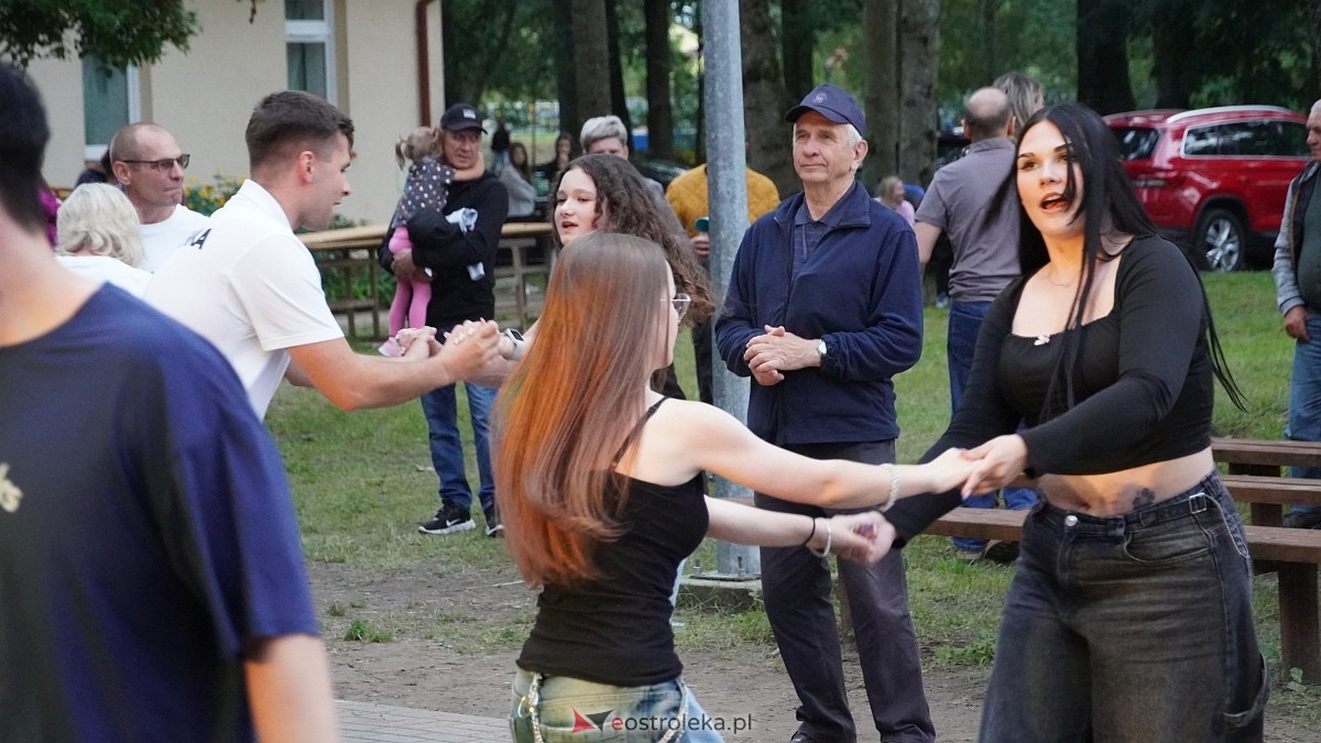 Zabawa pod gwiazdami w Święto Folkloru Kurpiowskiego [12.07.2025] - zdjęcie #34 - eOstroleka.pl