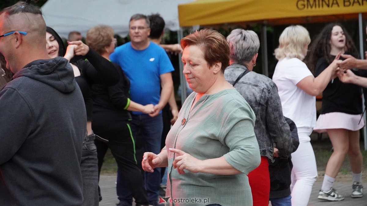 Zabawa pod gwiazdami w Święto Folkloru Kurpiowskiego [12.07.2025] - zdjęcie #26 - eOstroleka.pl