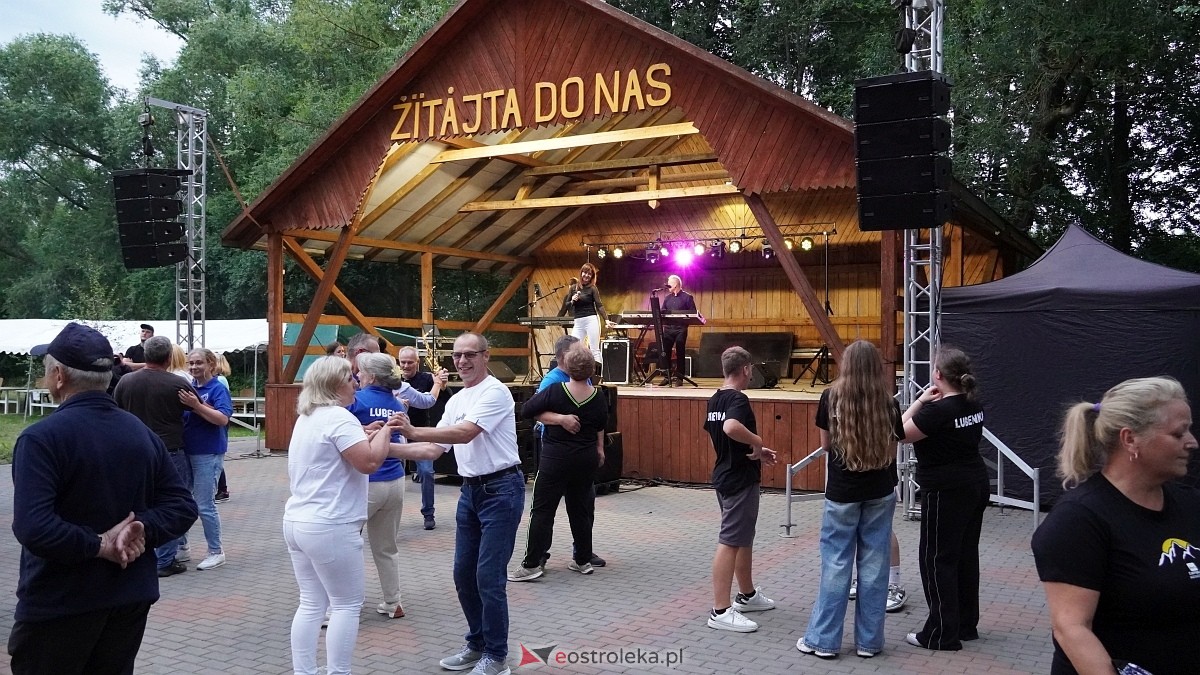 Zabawa pod gwiazdami w Święto Folkloru Kurpiowskiego [12.07.2025] - zdjęcie #21 - eOstroleka.pl