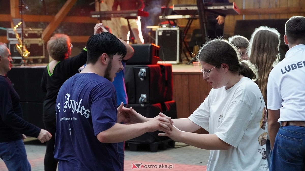 Zabawa pod gwiazdami w Święto Folkloru Kurpiowskiego [12.07.2025] - zdjęcie #16 - eOstroleka.pl