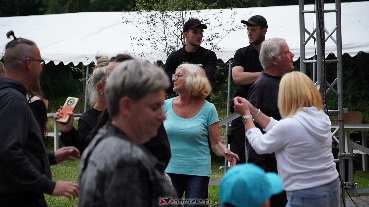 Zabawa pod gwiazdami w Święto Folkloru Kurpiowskiego [12.07.2025] - zdjęcie #14 - eOstroleka.pl