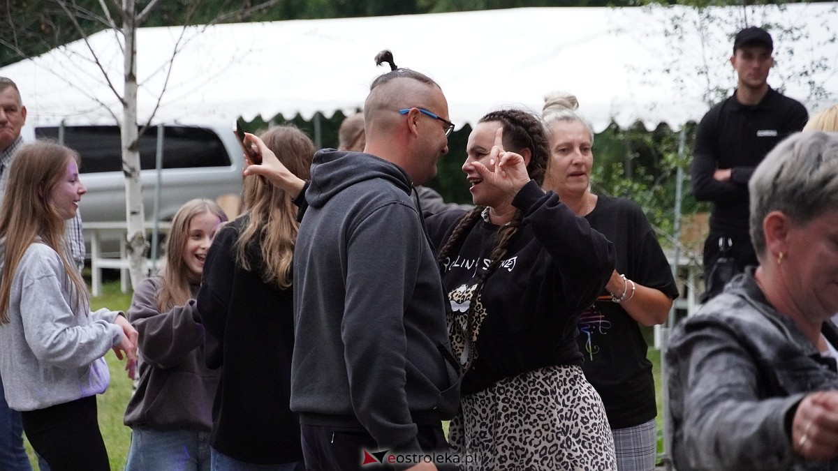 Zabawa pod gwiazdami w Święto Folkloru Kurpiowskiego [12.07.2025] - zdjęcie #12 - eOstroleka.pl