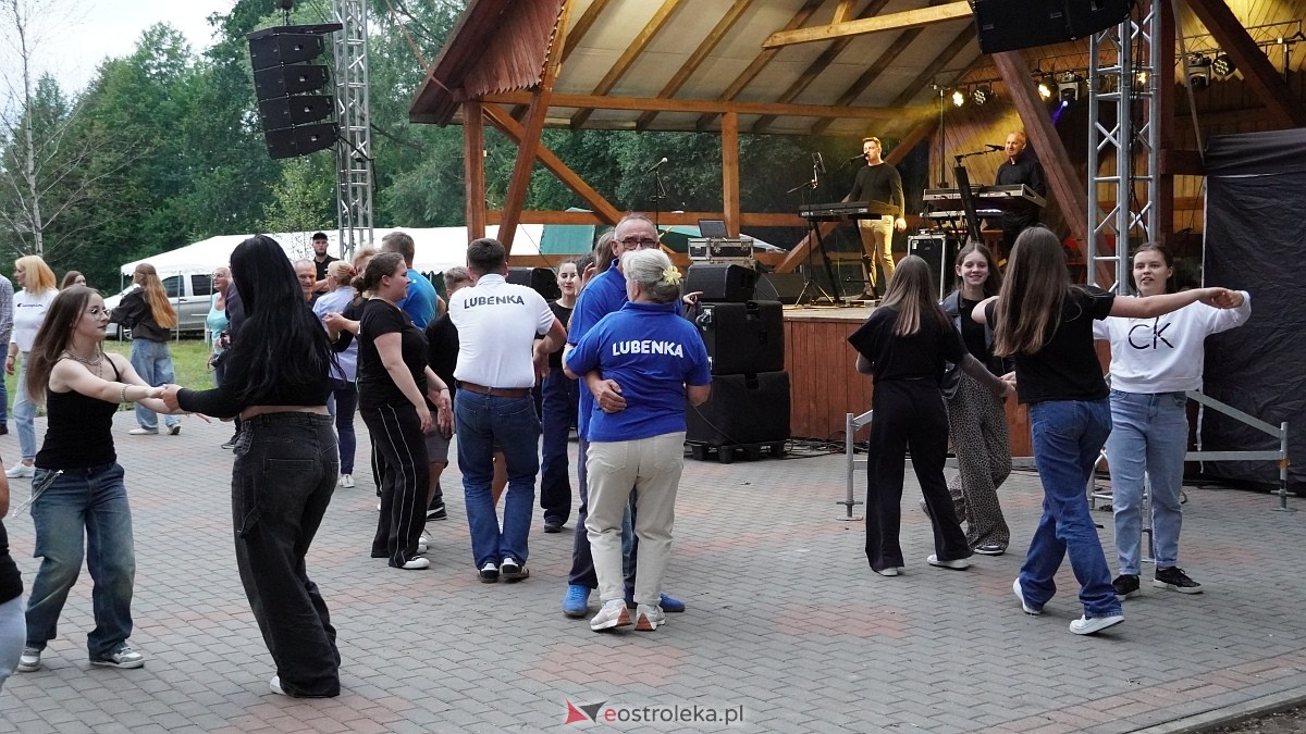 Zabawa pod gwiazdami w Święto Folkloru Kurpiowskiego [12.07.2025] - zdjęcie #8 - eOstroleka.pl