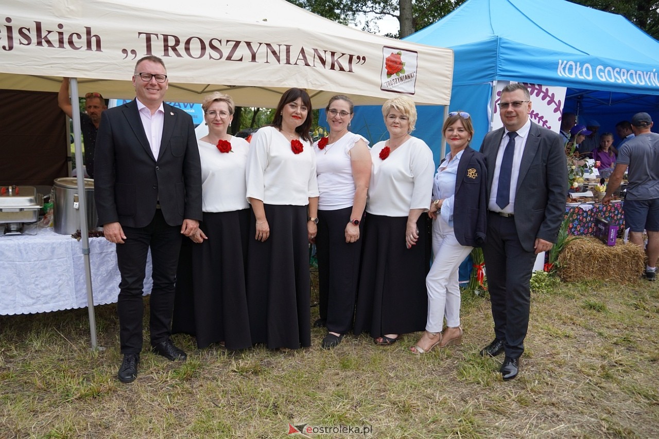 Święto Folkloru Kurpiowskiego w Zawadach [13.07.2025] - zdjęcie #47 - eOstroleka.pl