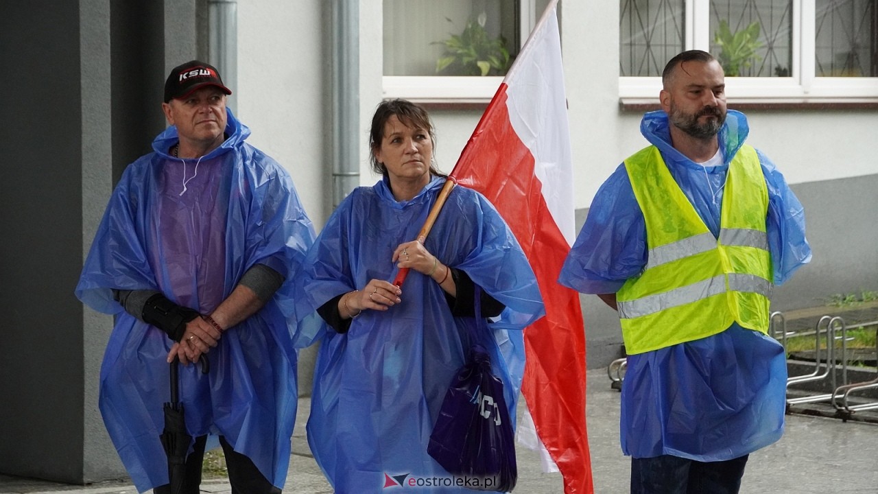 Stop imigacji - protest w Ostrołęce [19.07.2025] - zdjęcie #129 - eOstroleka.pl