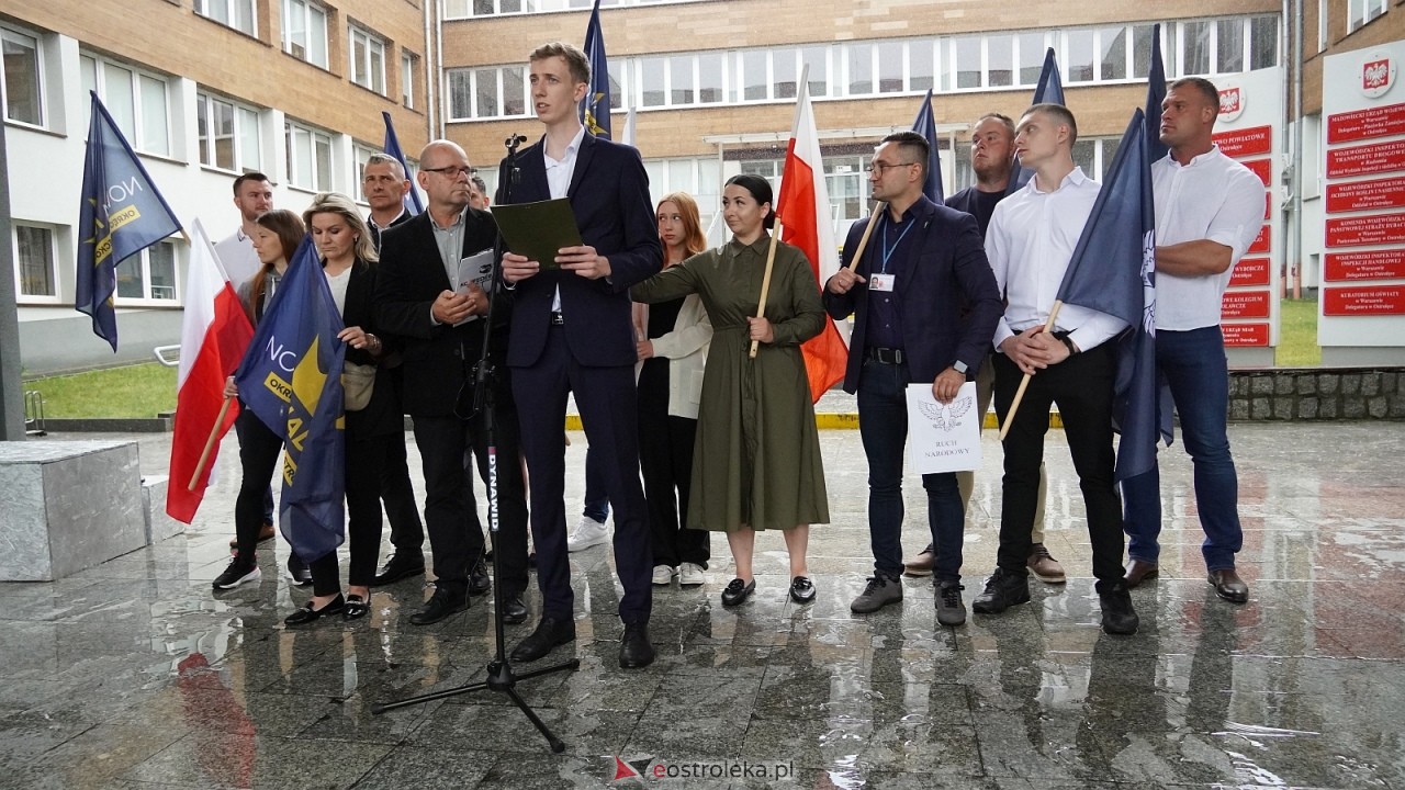 Stop imigacji - protest w Ostrołęce [19.07.2025] - zdjęcie #124 - eOstroleka.pl