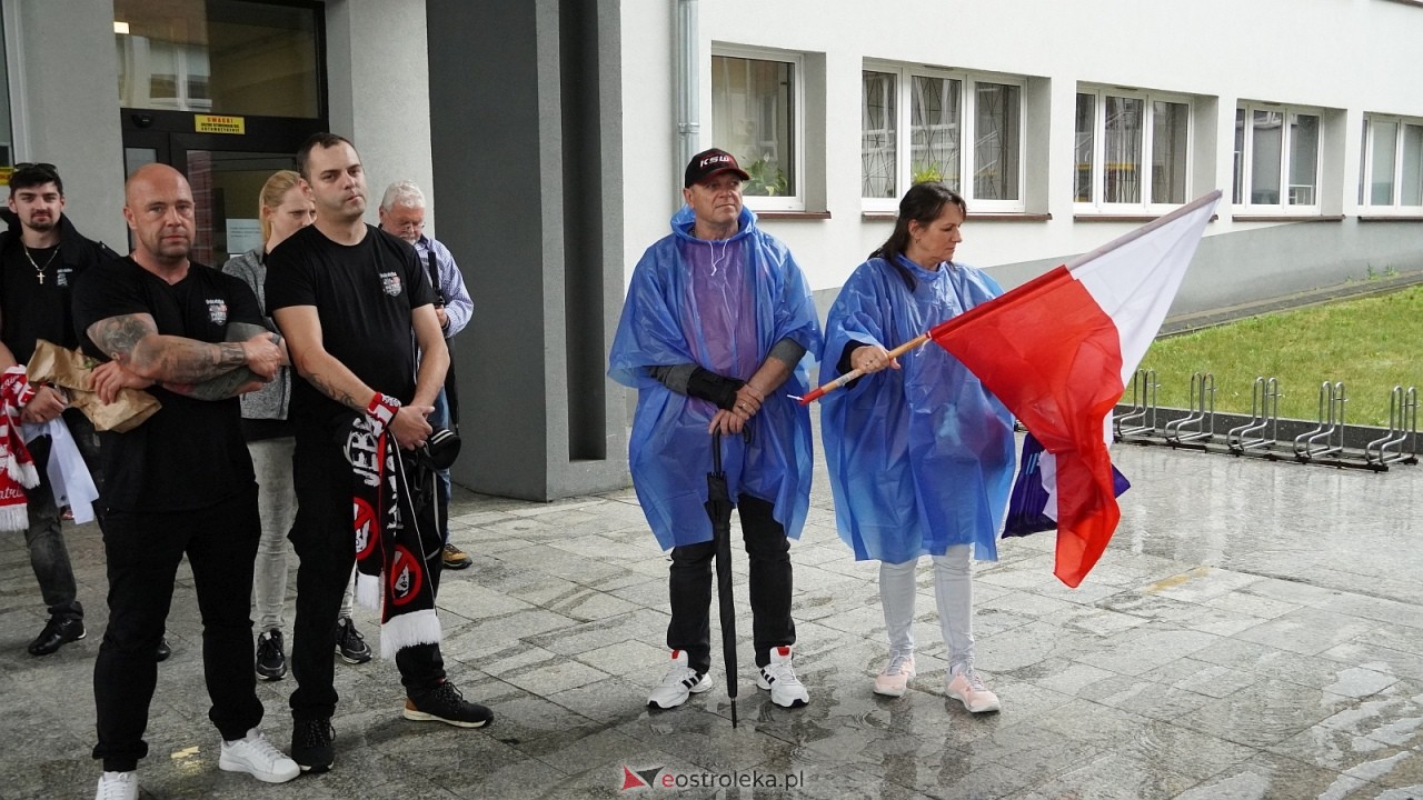 Stop imigacji - protest w Ostrołęce [19.07.2025] - zdjęcie #120 - eOstroleka.pl