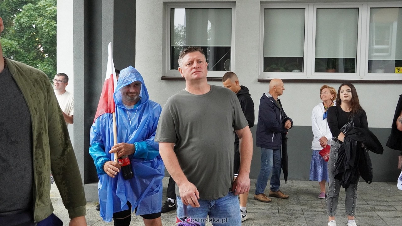 Stop imigacji - protest w Ostrołęce [19.07.2025] - zdjęcie #117 - eOstroleka.pl