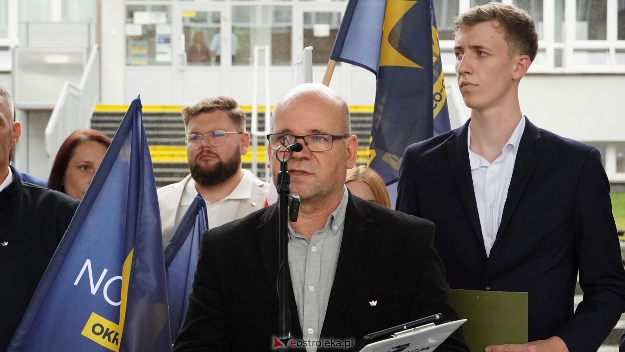 Stop imigacji - protest w Ostrołęce [19.07.2025] - zdjęcie #115 - eOstroleka.pl