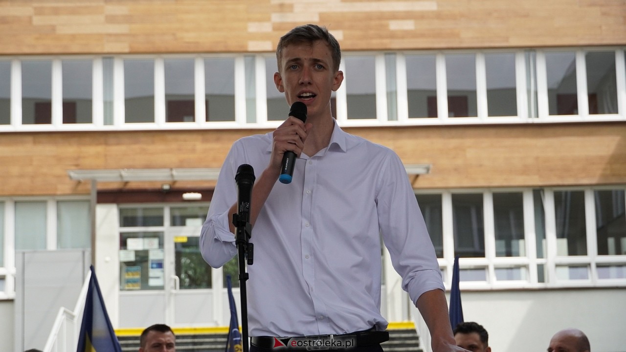 Stop imigacji - protest w Ostrołęce [19.07.2025] - zdjęcie #68 - eOstroleka.pl