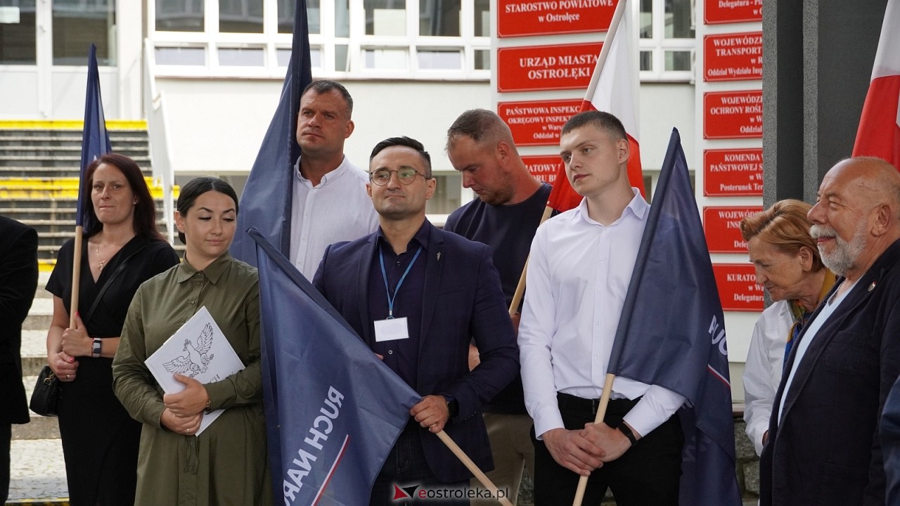 Stop imigacji - protest w Ostrołęce [19.07.2025] - zdjęcie #63 - eOstroleka.pl