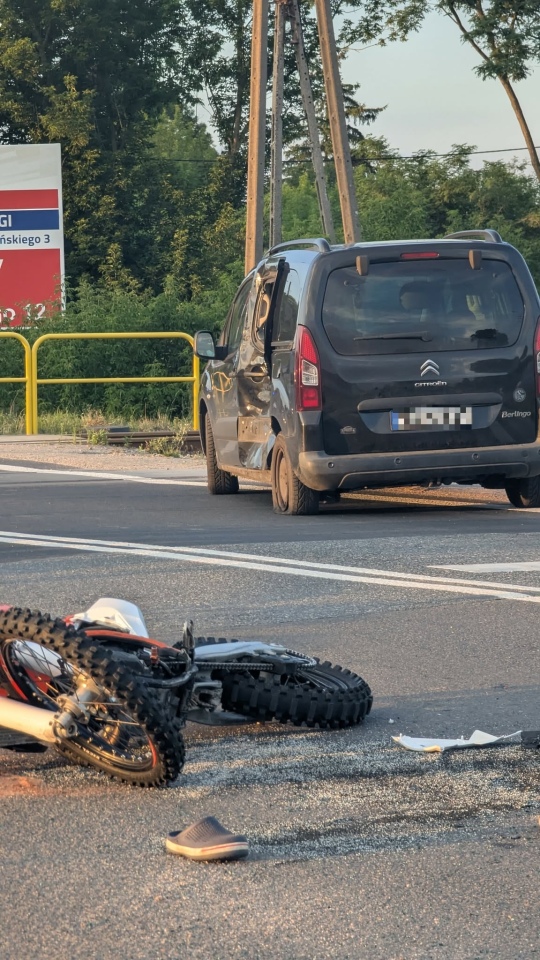 Wypadek przy Warszawskiej w Ostrołęce [20.07.2025] - zdjęcie #12 - eOstroleka.pl