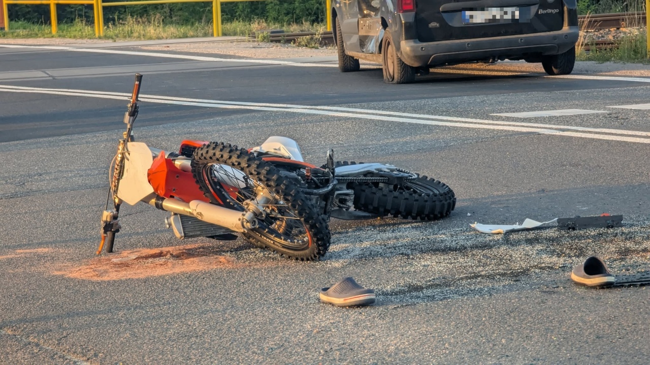 Wypadek przy Warszawskiej w Ostrołęce [20.07.2025] - zdjęcie #2 - eOstroleka.pl