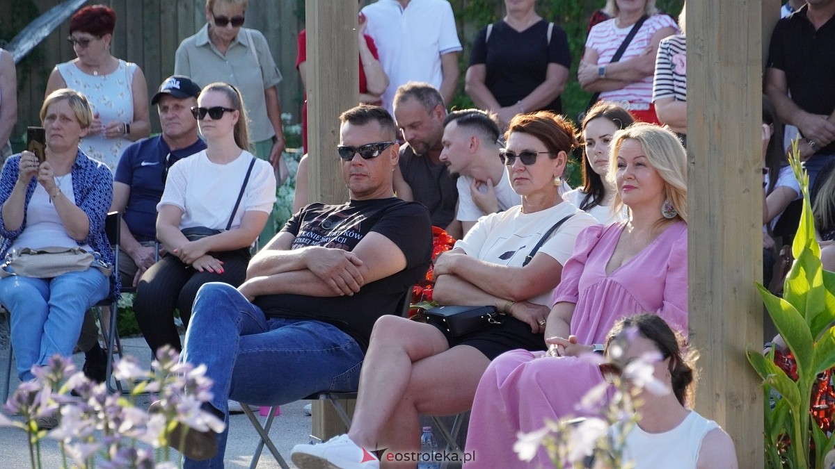 Koncert Roberta Prusińskiego w tężni w Rzekuniu [20.07.225] - zdjęcie #73 - eOstroleka.pl