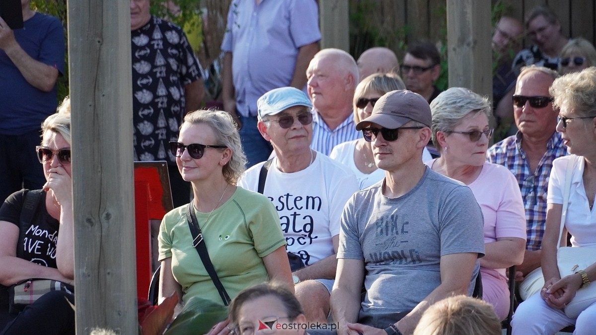 Koncert Roberta Prusińskiego w tężni w Rzekuniu [20.07.225] - zdjęcie #68 - eOstroleka.pl