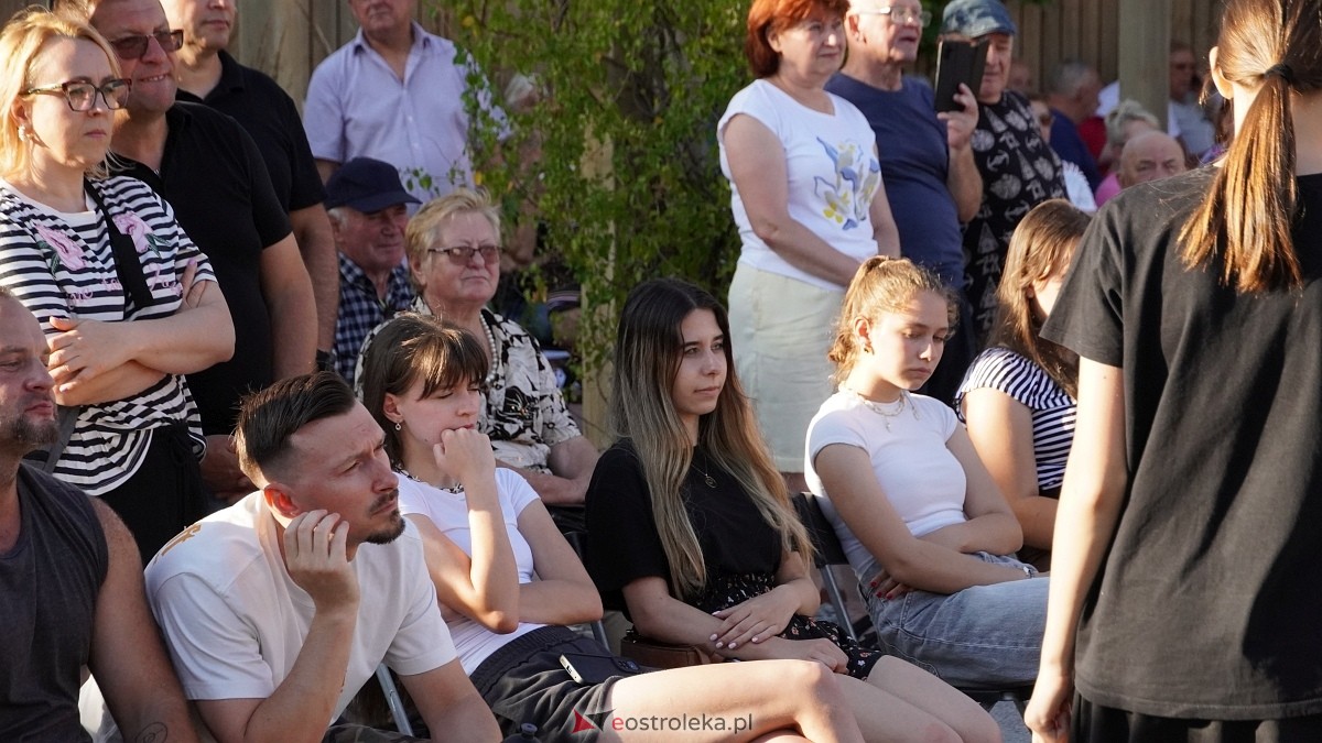 Koncert Roberta Prusińskiego w tężni w Rzekuniu [20.07.225] - zdjęcie #30 - eOstroleka.pl