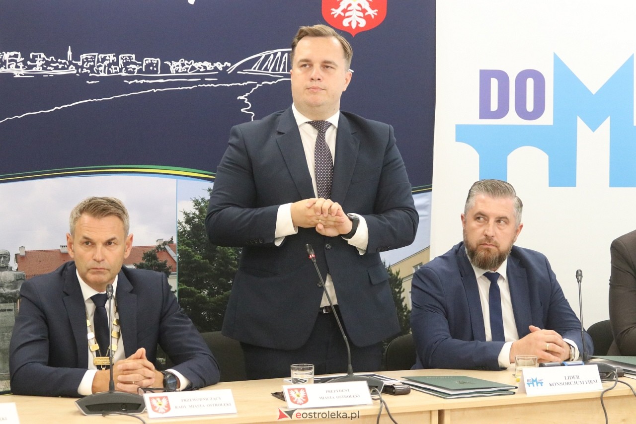 Podpisanie umowy na budowę obwodnicy Ostrołęki wraz z mostem [21.07.2025] - zdjęcie #32 - eOstroleka.pl