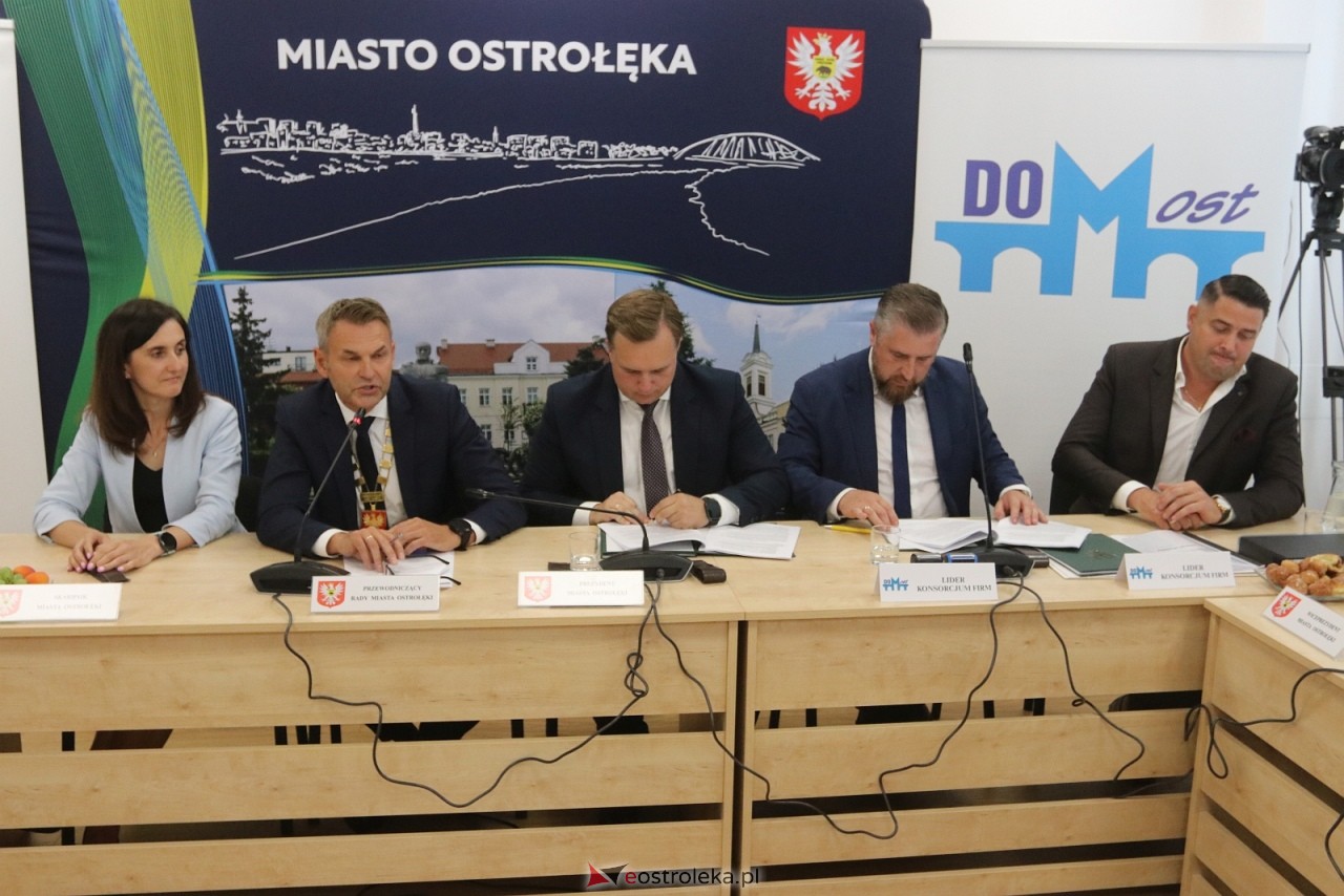 Podpisanie umowy na budowę obwodnicy Ostrołęki wraz z mostem [21.07.2025] - zdjęcie #9 - eOstroleka.pl
