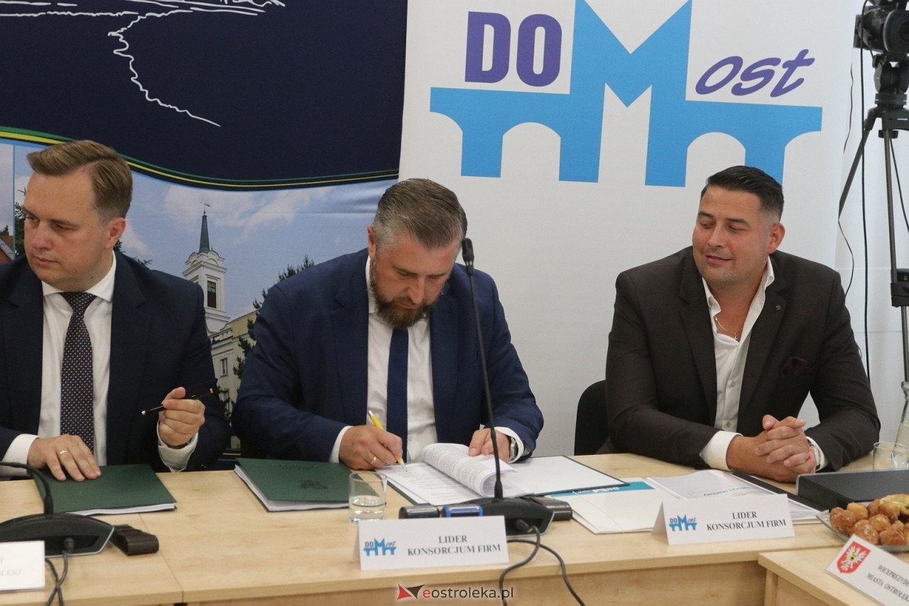 Podpisanie umowy na budowę obwodnicy Ostrołęki wraz z mostem [21.07.2025] - zdjęcie #8 - eOstroleka.pl