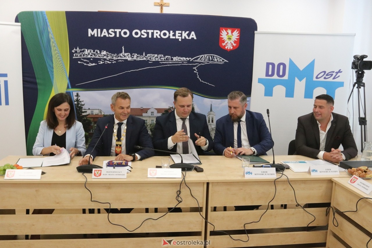 Podpisanie umowy na budowę obwodnicy Ostrołęki wraz z mostem [21.07.2025] - zdjęcie #7 - eOstroleka.pl