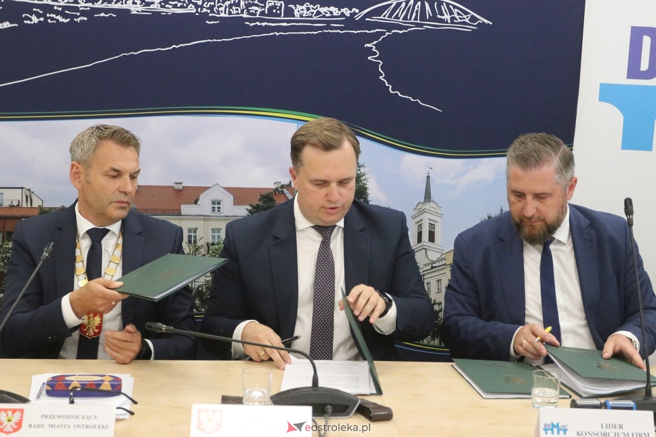 Podpisanie umowy na budowę obwodnicy Ostrołęki wraz z mostem [21.07.2025] - zdjęcie #6 - eOstroleka.pl