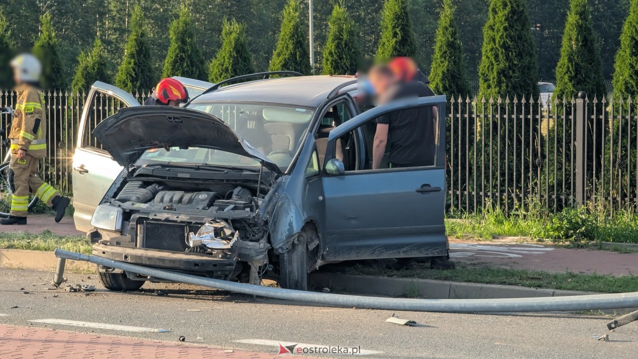 Wypadek w Drężewie [21.07.2025] - zdjęcie #14 - eOstroleka.pl