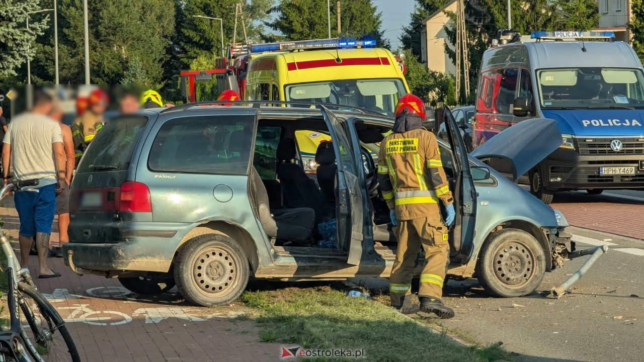Wypadek w Drężewie [21.07.2025] - zdjęcie #13 - eOstroleka.pl