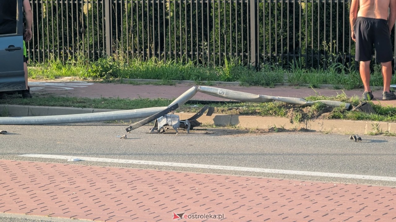 Wypadek w Drężewie [21.07.2025] - zdjęcie #11 - eOstroleka.pl