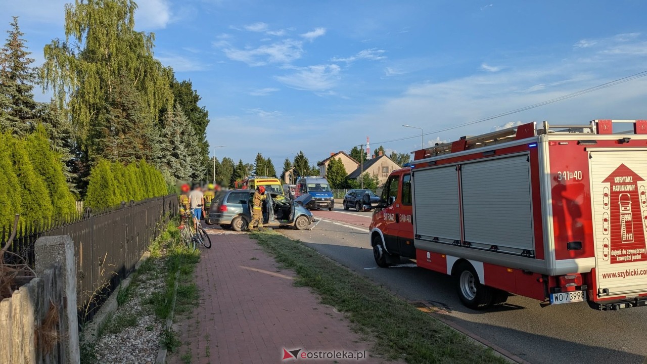 Wypadek w Drężewie [21.07.2025] - zdjęcie #9 - eOstroleka.pl